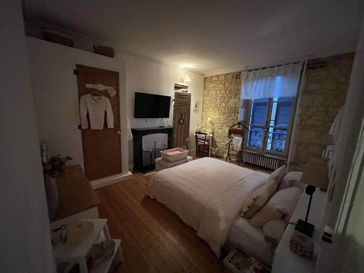Chambres D'Hotes De Charme Sur Le Mans Luaran gambar